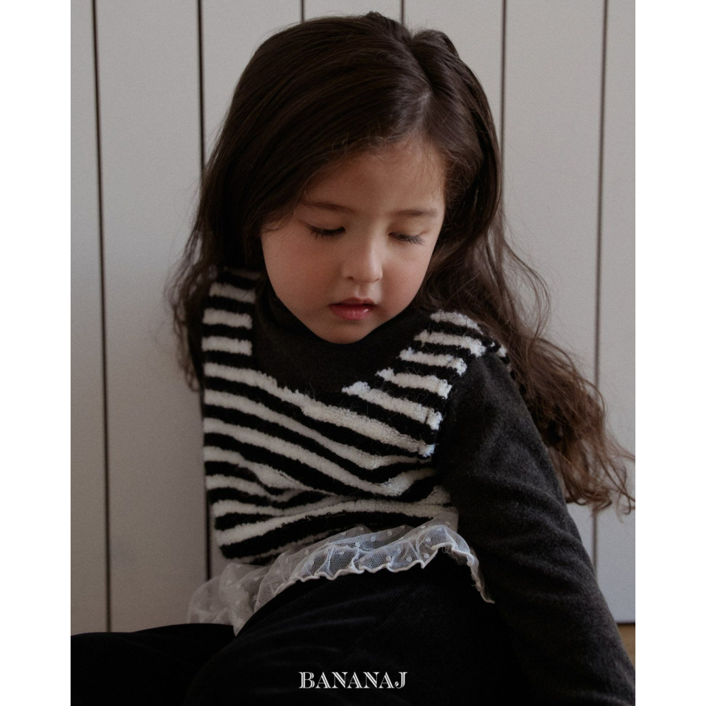 BananJ 上衣 바나나제이 몽실단가라탑-細節圖10