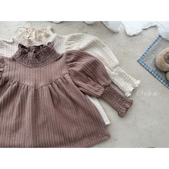 Oren 上衣 오렌 안느스모크티셔츠-細節圖11