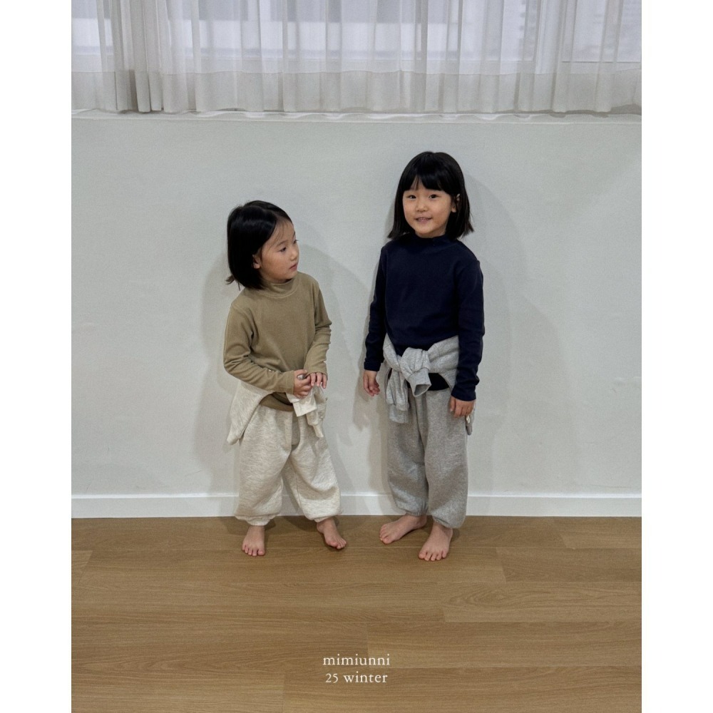 韓國製 mimiunni 冬季高領內搭上衣 1+1(雙數下單)-細節圖2