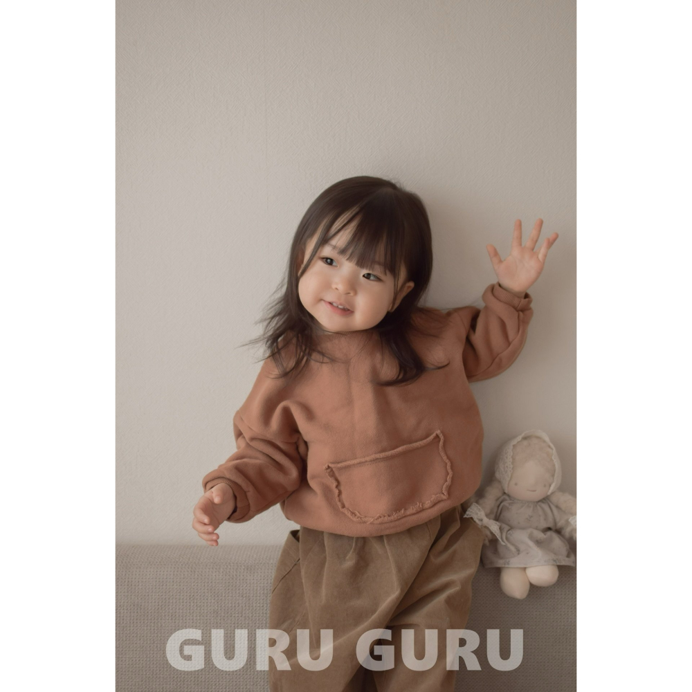 Guruguru 上衣 구루구루 주머니맨투맨-細節圖3