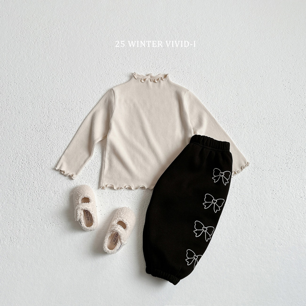 VIVID I 上衣 비비드아이 피치기모날라리티-細節圖4