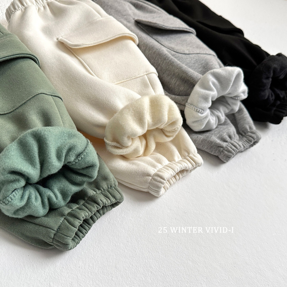 VIVID I 上衣 비비드아이 윈터카고조거-細節圖11