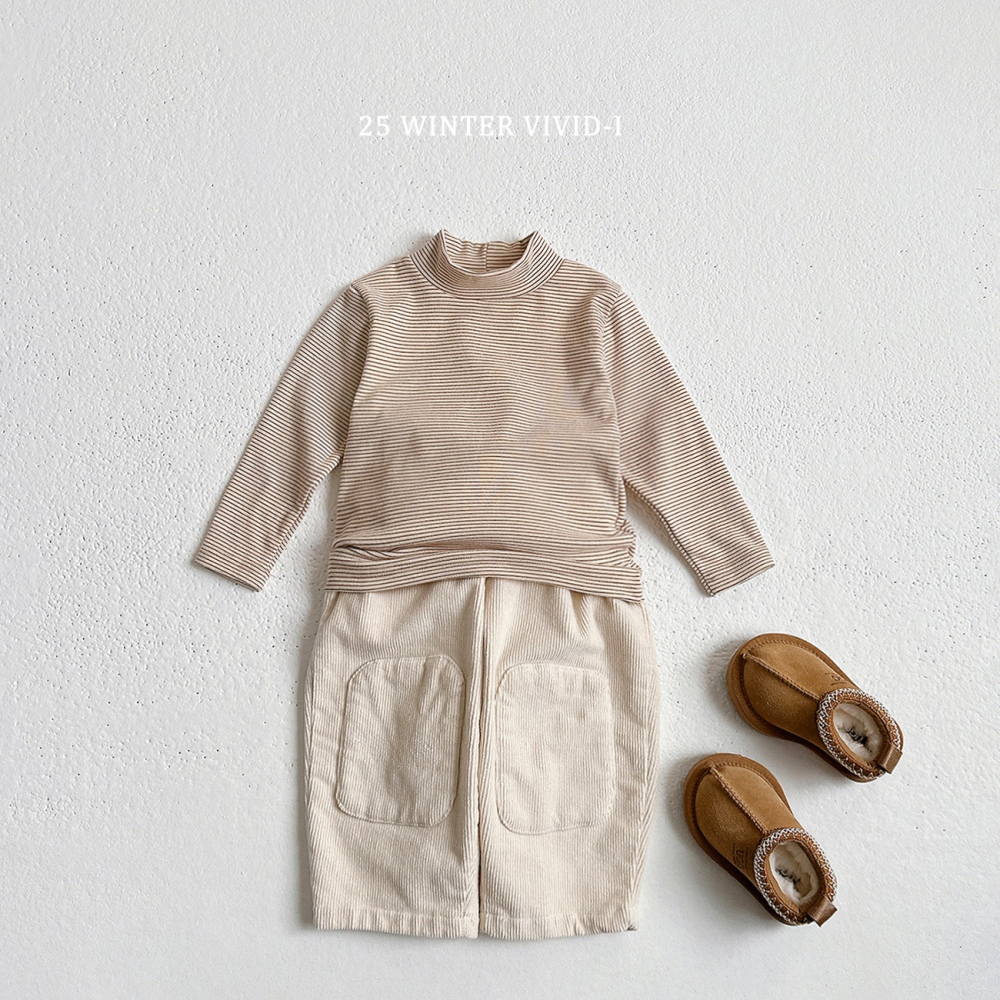 VIVID I 上衣 비비드아이 기모단가라폴라-細節圖3