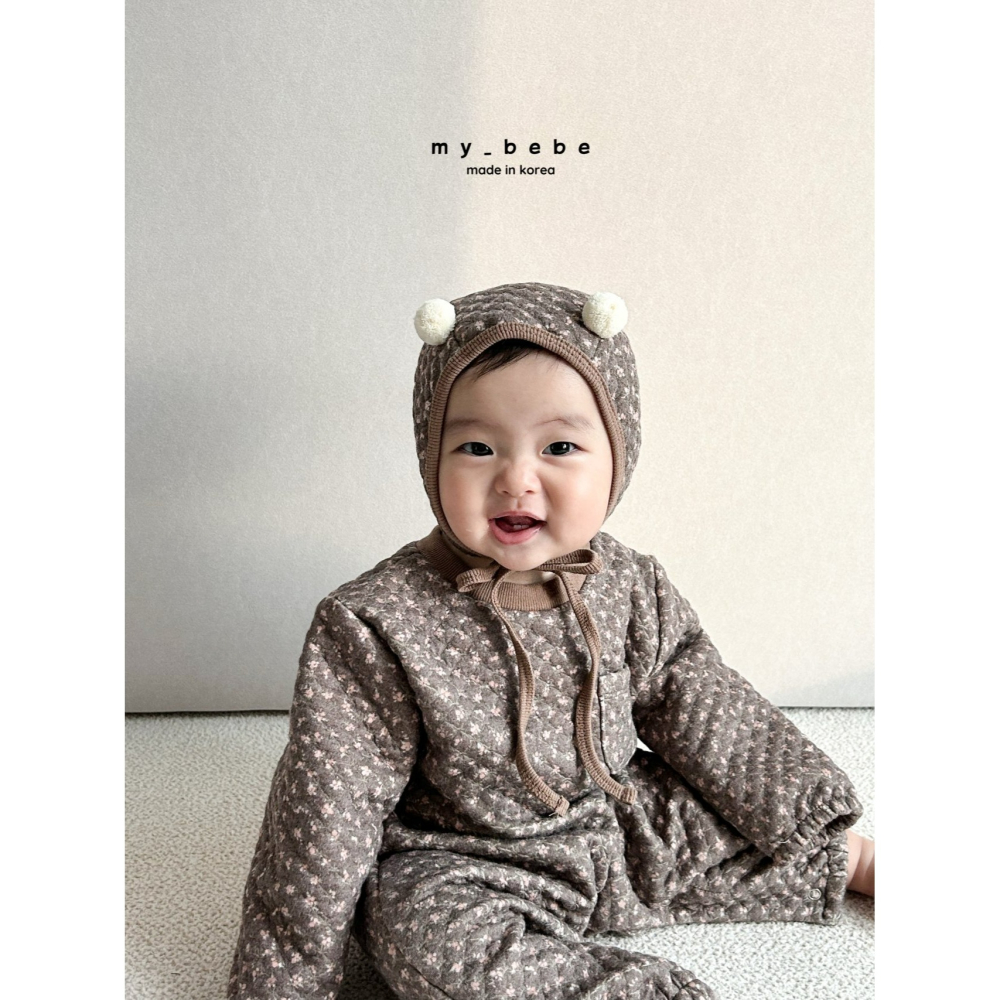 Mybebe 套裝 包屁衣 含帽 마이베베 누빔바디슈트세트(방울보넷세트)-細節圖3