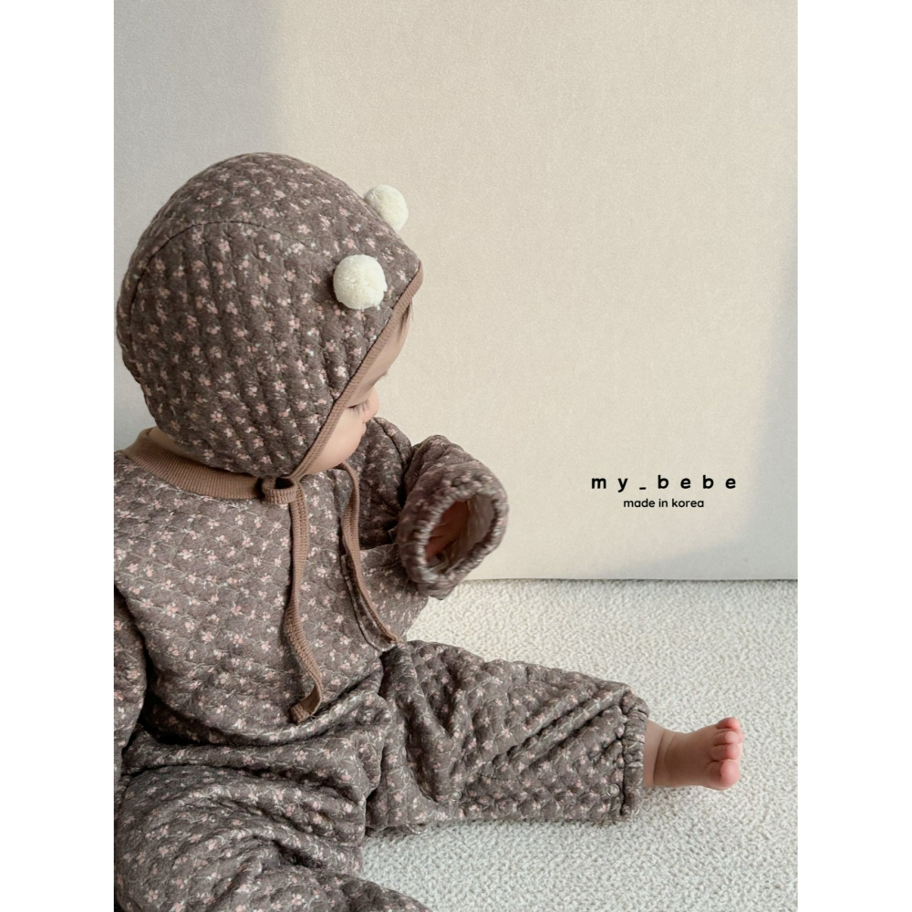 Mybebe 套裝 包屁衣 含帽 마이베베 누빔바디슈트세트(방울보넷세트)-細節圖4