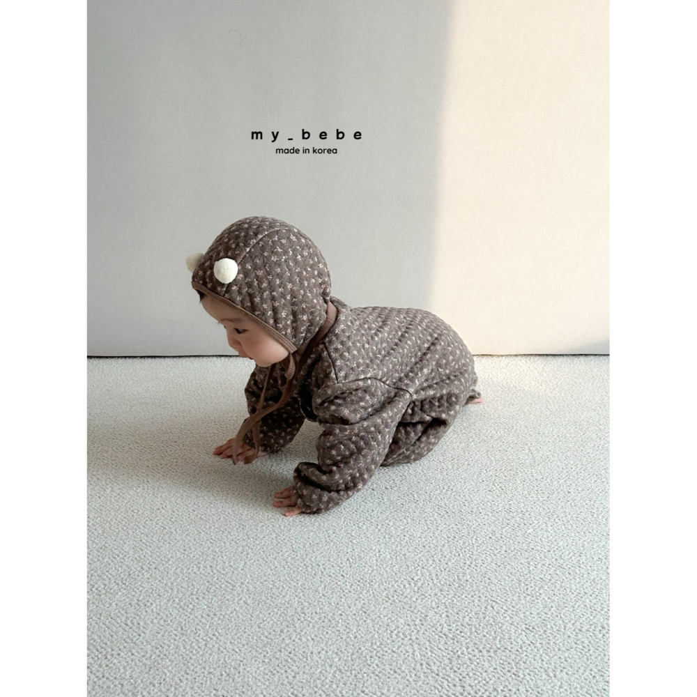 Mybebe 套裝 包屁衣 含帽 마이베베 누빔바디슈트세트(방울보넷세트)-細節圖6