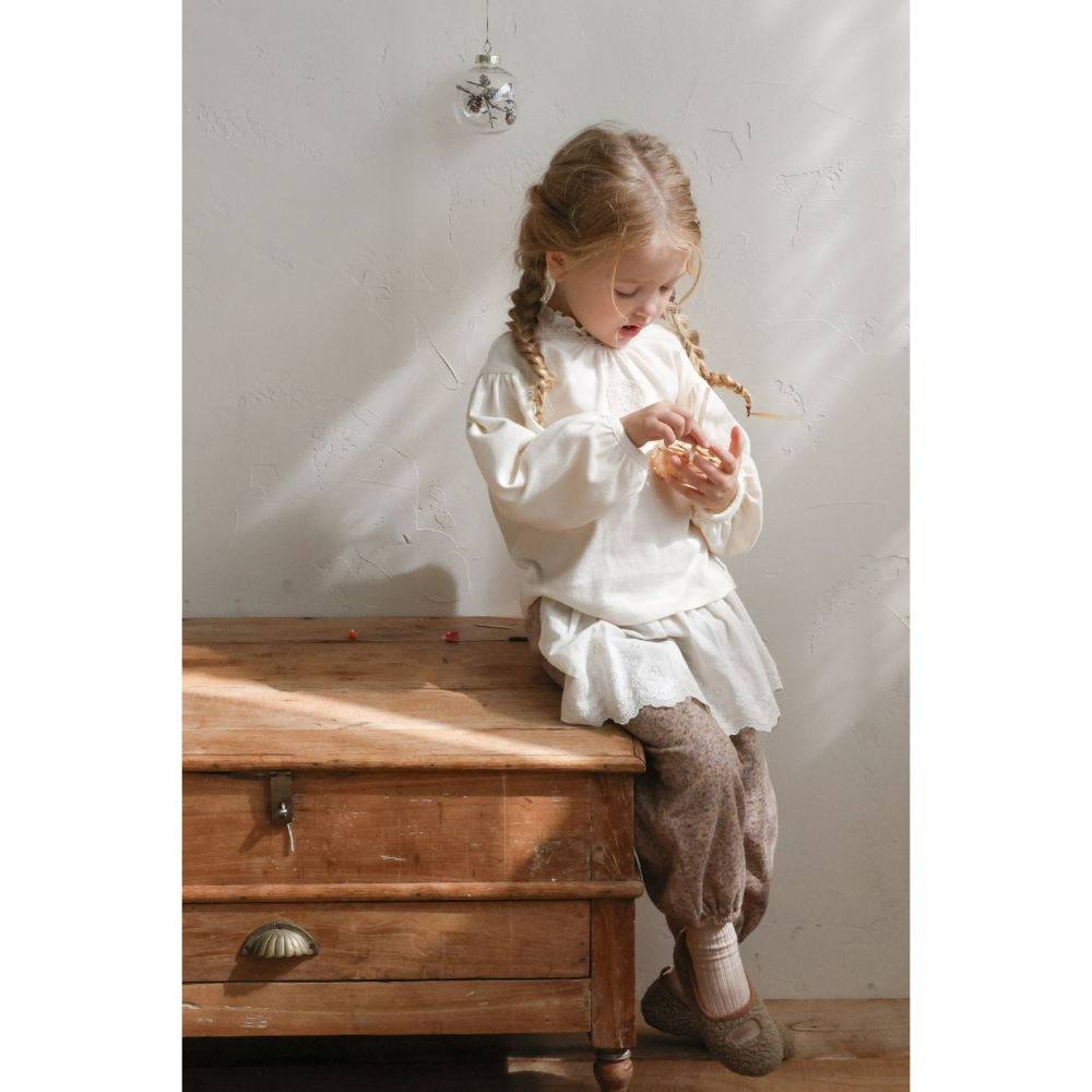 Flo 上衣 플로 이네스티-細節圖6