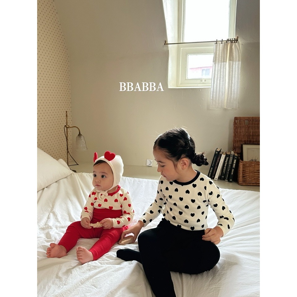 BBABBA 愛心 套裝 (不含帽) 빠빠 럽미실내복-細節圖8