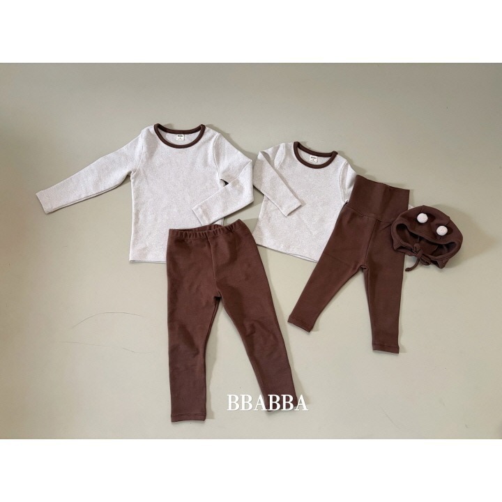 BBABBA 套裝(不含帽) 빠빠 퐁퐁실내복-細節圖3