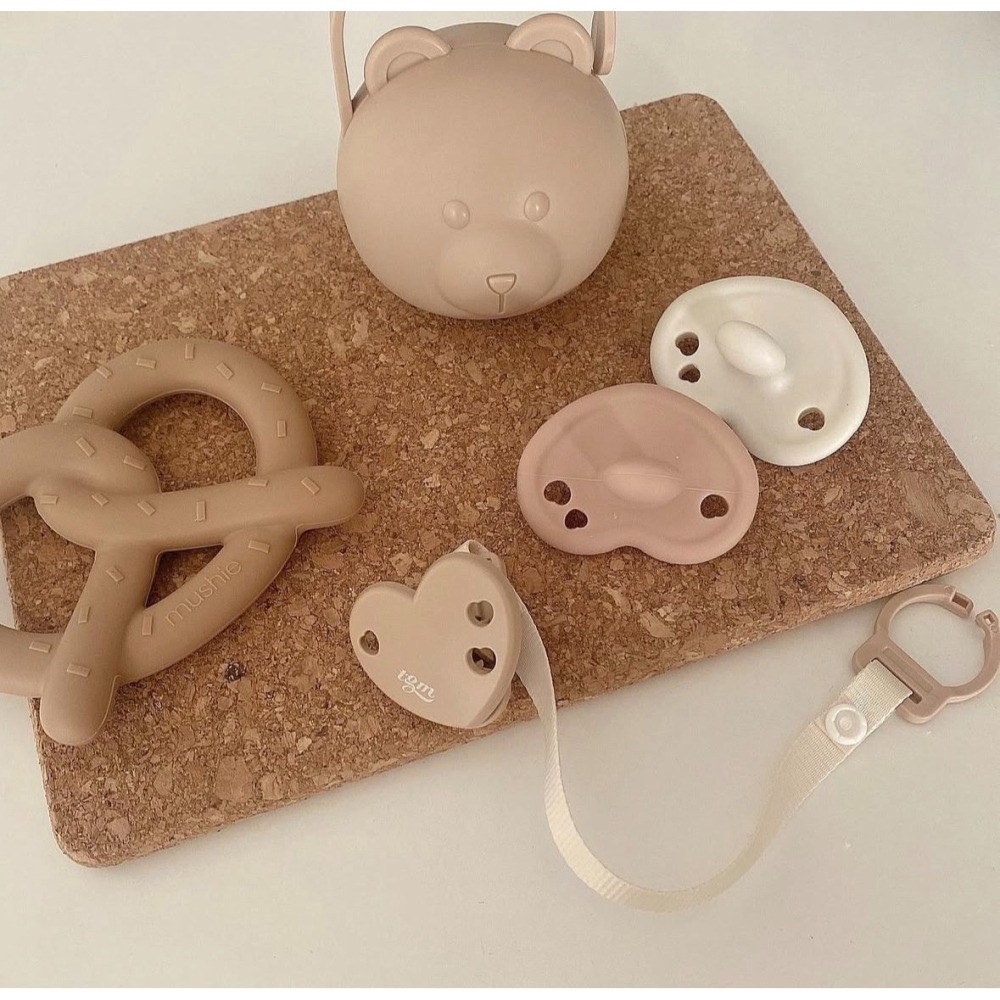 韓國製 TGM 티지엠 愛心奶嘴-細節圖2