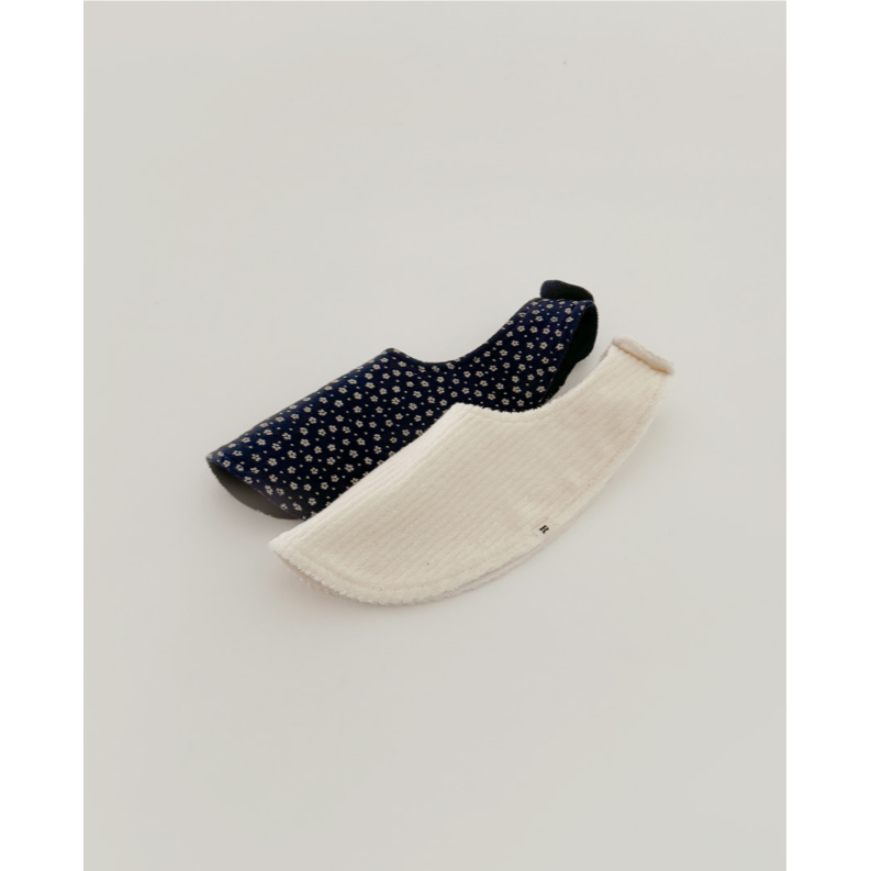 韓國製 花卉質感圍兜 Flower Bib-細節圖2