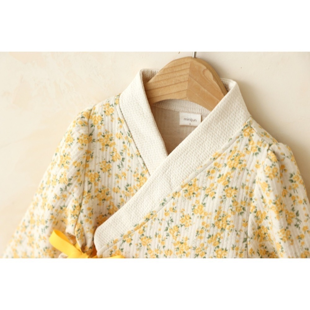 韓國 迎春拜年濟州油菜花韓服 BBB 유채꽃 모티브 한복 기본한복-細節圖8