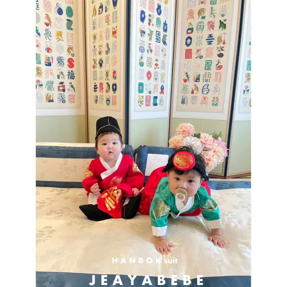 韓國 迎新年寶寶王上王后 包屁衣套組(含帽頭飾) 拜年新衣 재야 왕세자한복슈트-細節圖6