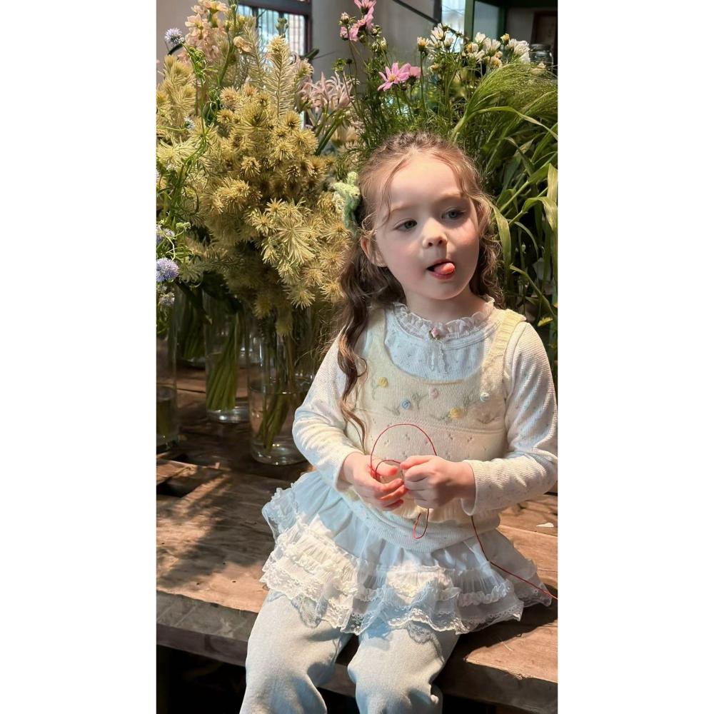 Aiai 背心 아이아이 봄)뽀송큐티니트베스트-細節圖7