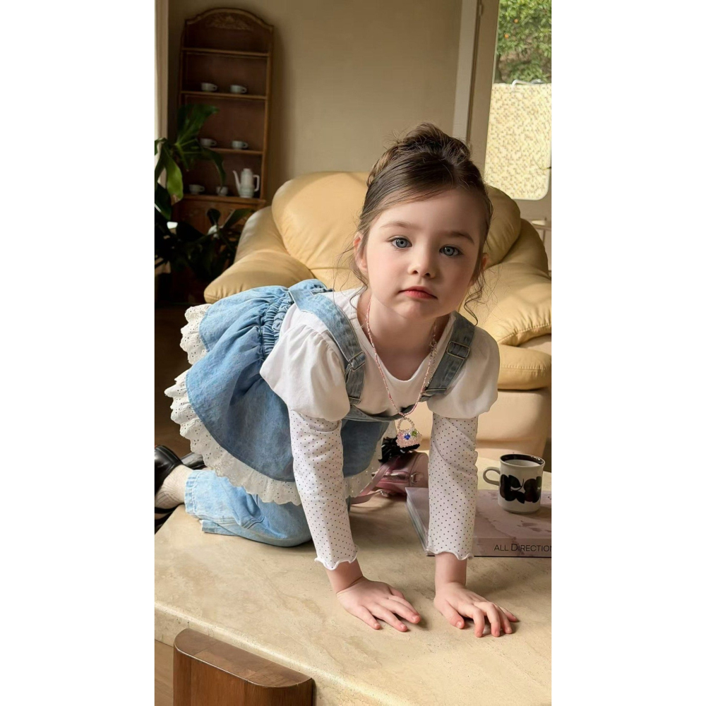 Aiai 上衣 아이아이 봄)엔젤화이트퍼프티-細節圖2