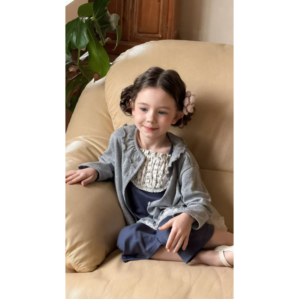 Aiai 上下 套裝 아이아이 봄)코코레이스상하세트-細節圖5