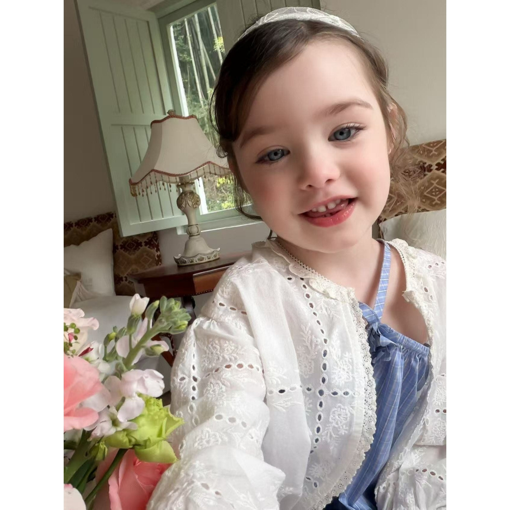 Aiai 開襟衫 아이아이 봄)로망펀칭가디건-細節圖6