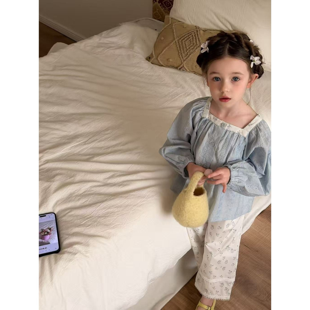 Aiai 上衣 아이아이 봄)루나스카이블라우스-細節圖2