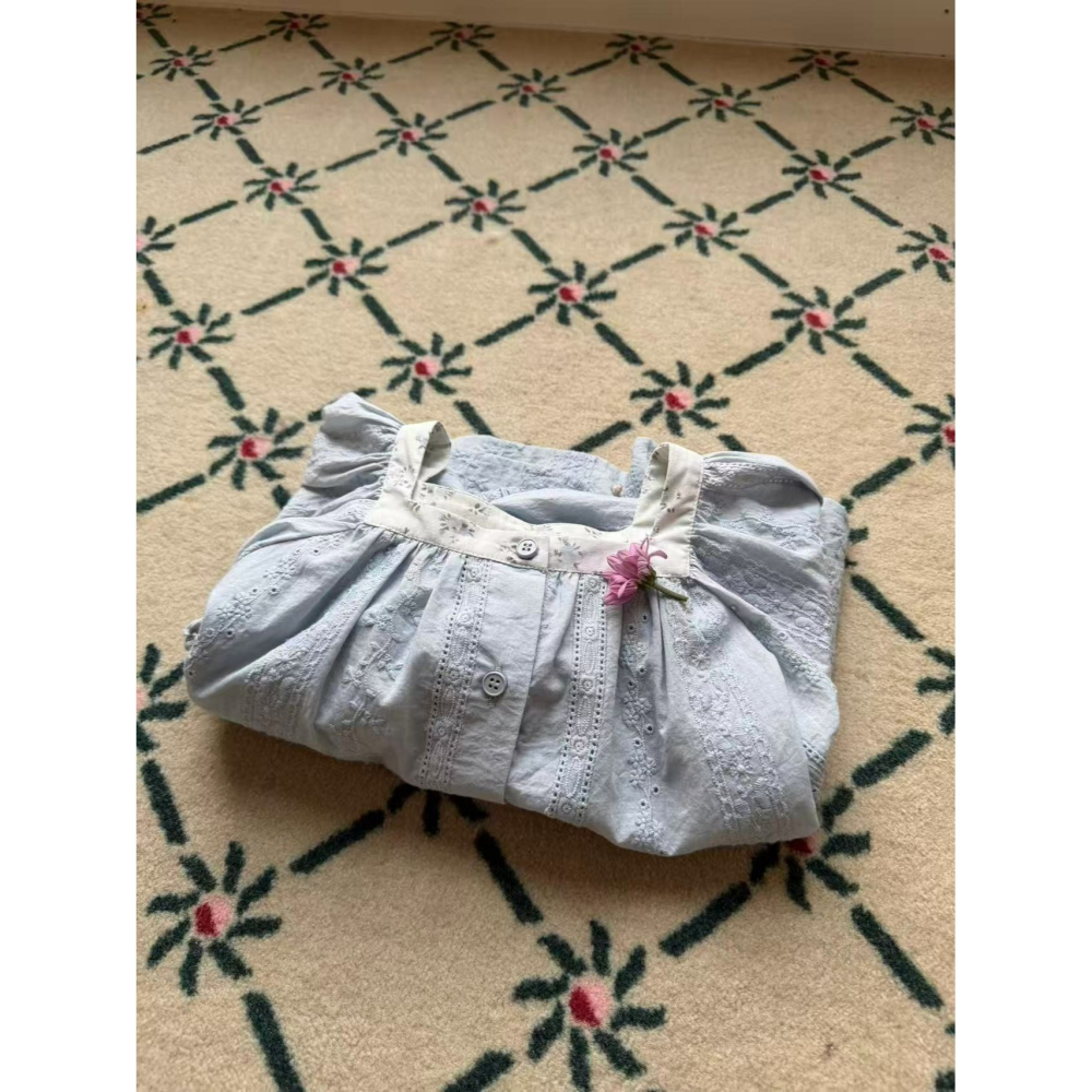 Aiai 上衣 아이아이 봄)루나스카이블라우스-細節圖7