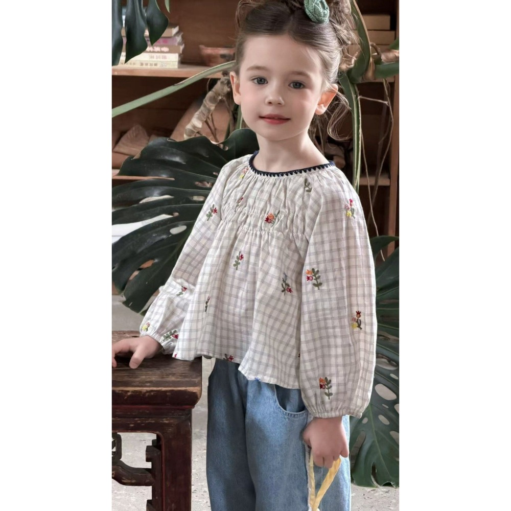 Aiai 上衣 아이아이 봄)메이플자수블라우스-細節圖2