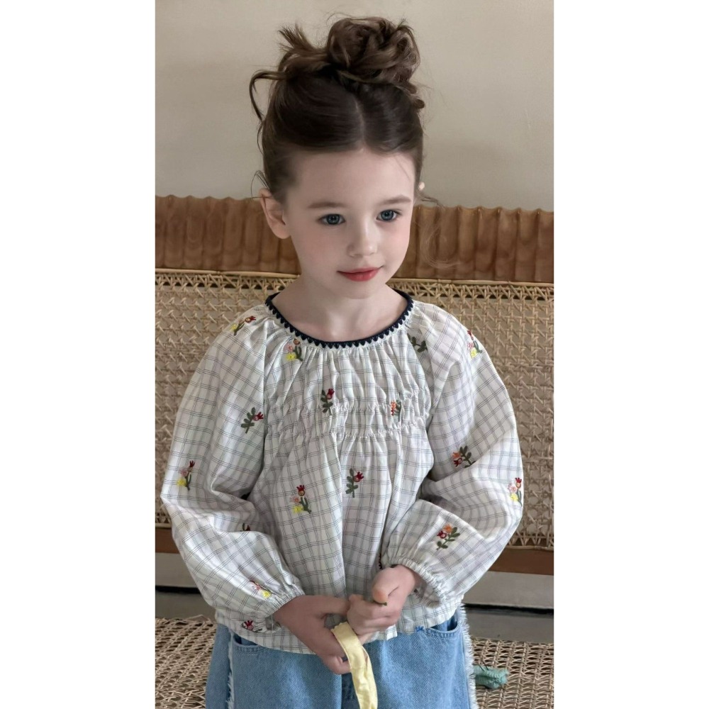 Aiai 上衣 아이아이 봄)메이플자수블라우스-細節圖5