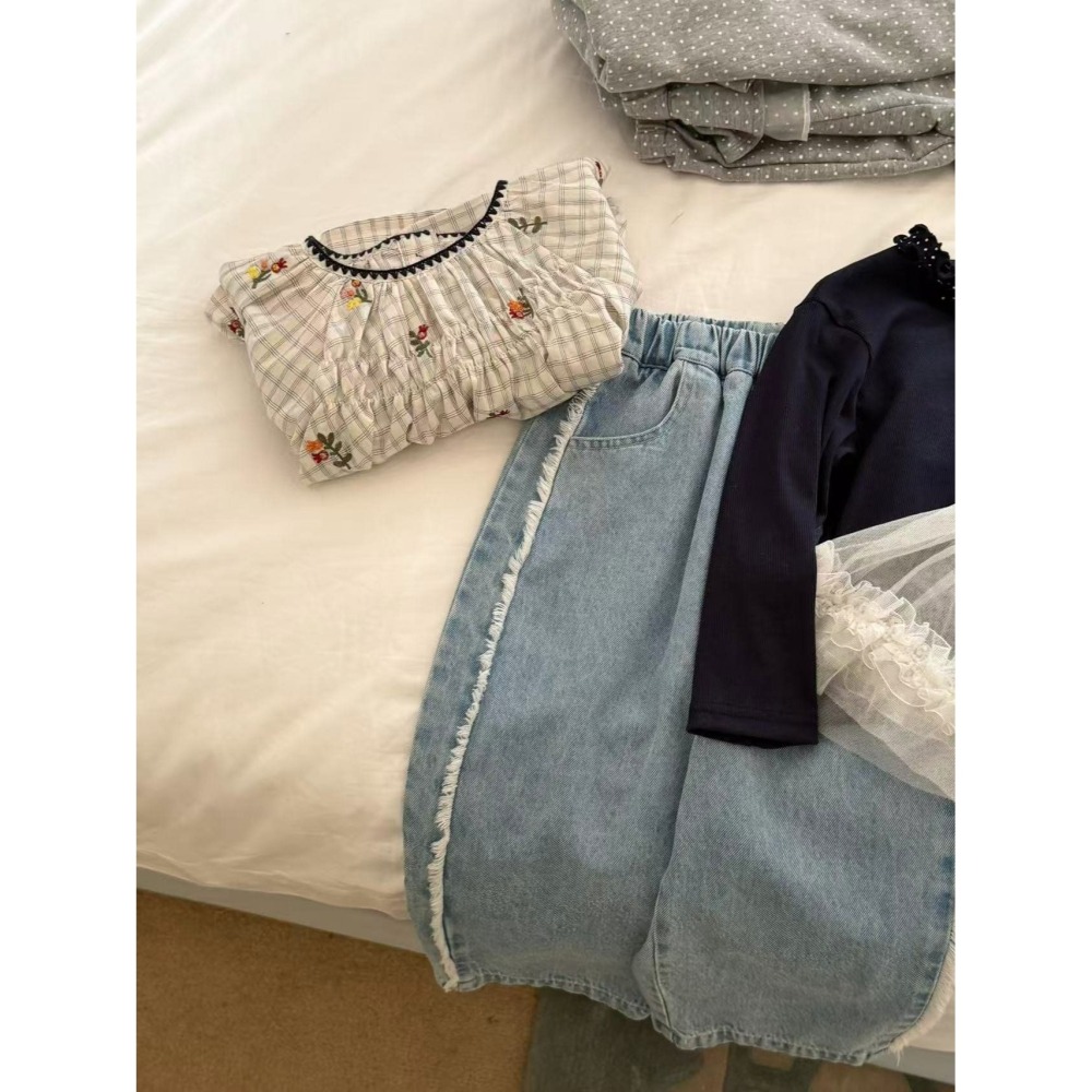 Aiai 上衣 아이아이 봄)메이플자수블라우스-細節圖7