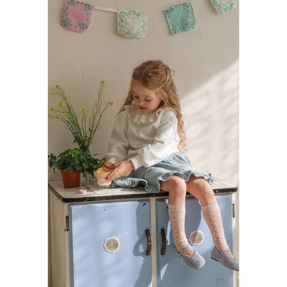 Flo 上衣 플로 러플맨투맨-細節圖5