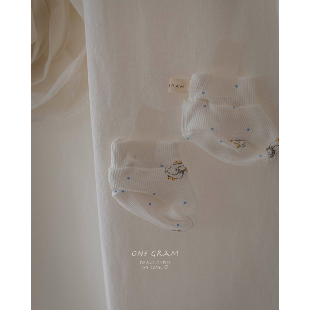 1gram 套組 帽子+手套+襪子 일그램 봉봉배넷&블루머SET(발싸개+손싸개+모자)-細節圖5