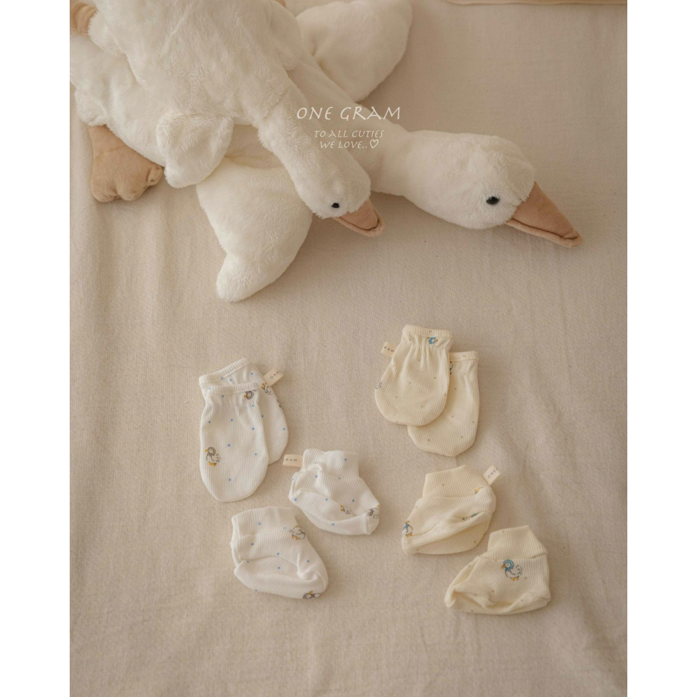 1gram 套組 帽子+手套+襪子 일그램 봉봉배넷&블루머SET(발싸개+손싸개+모자)-細節圖9