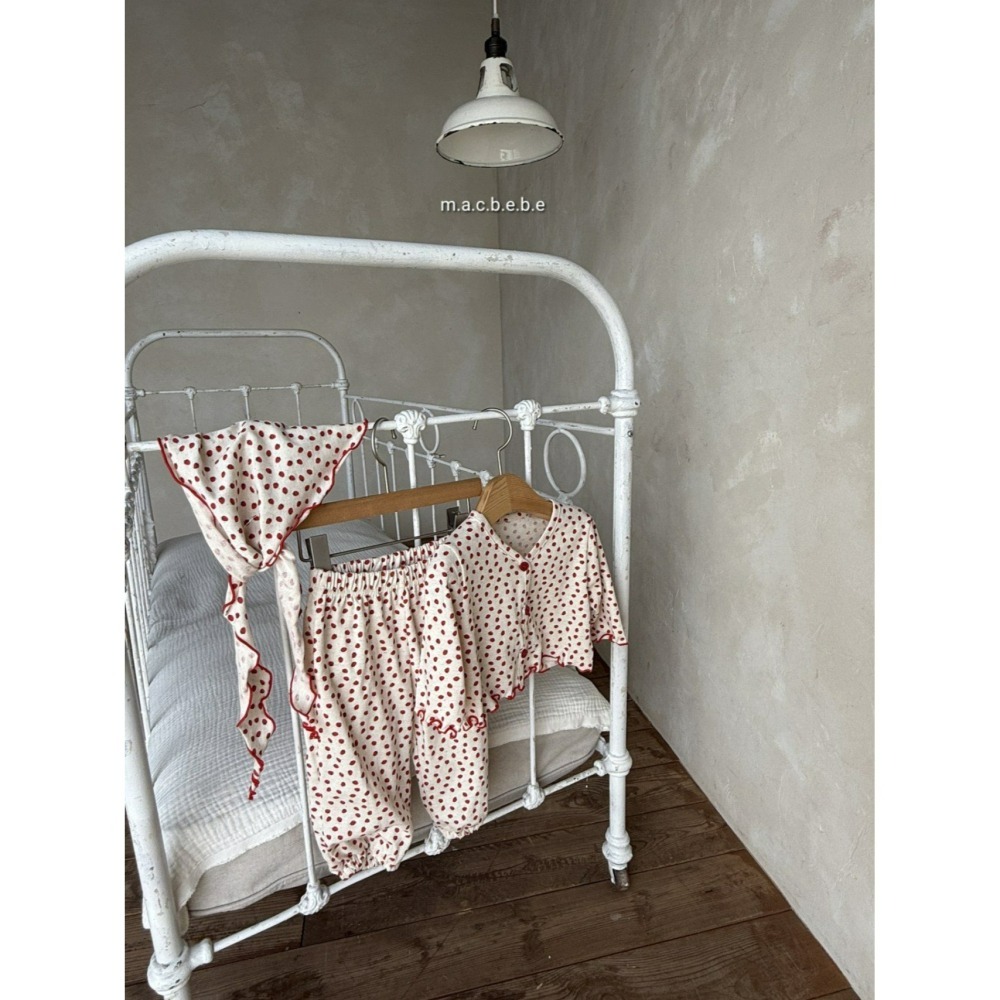 Macbebe 套裝 開襟衫+褲子+頭巾 맥베베 봄딸기3종셋트(바지+가디건+치커프)-細節圖4