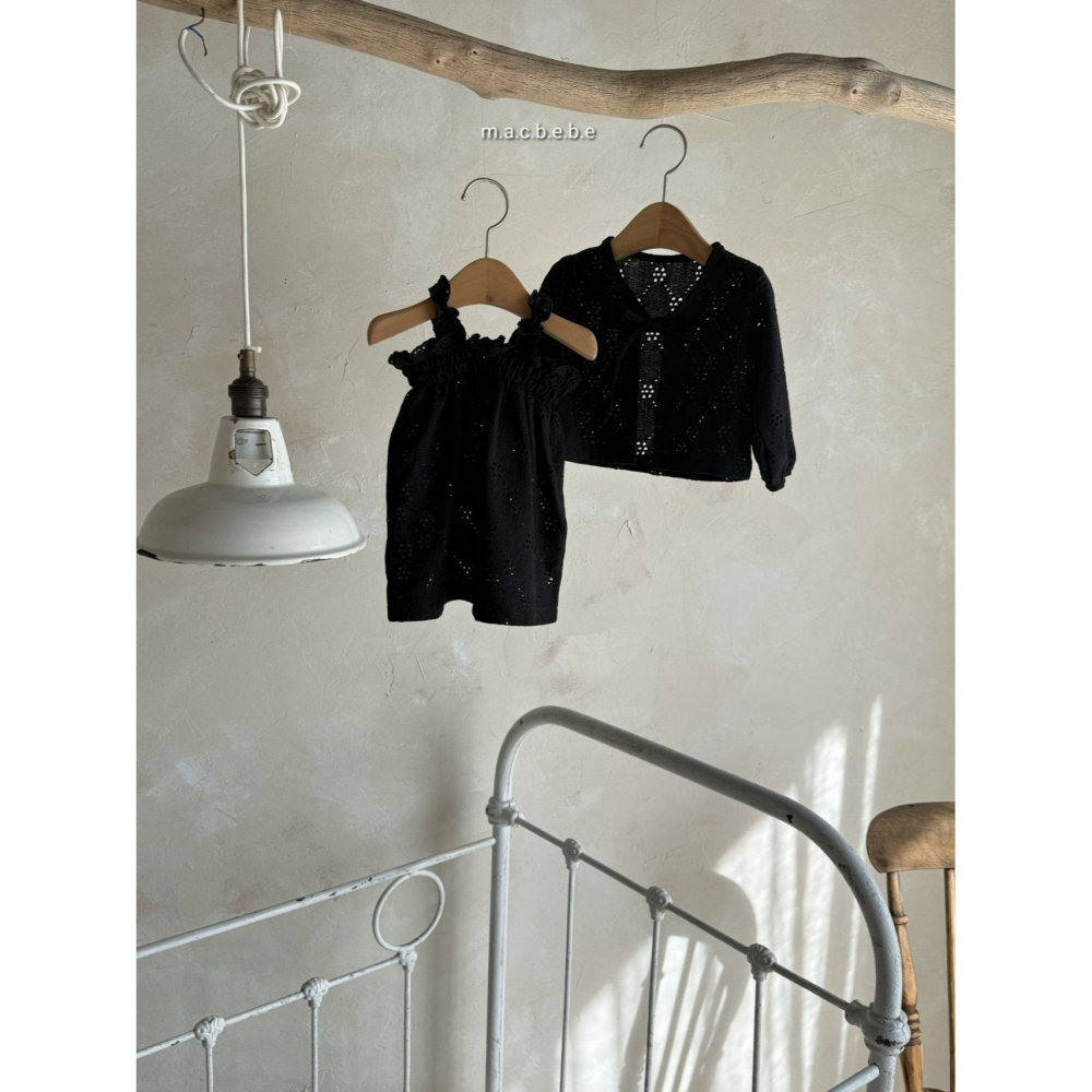 Macbebe 套裝 開襟衫+洋裝 맥베베 펀칭꽃원피스셋트-細節圖3