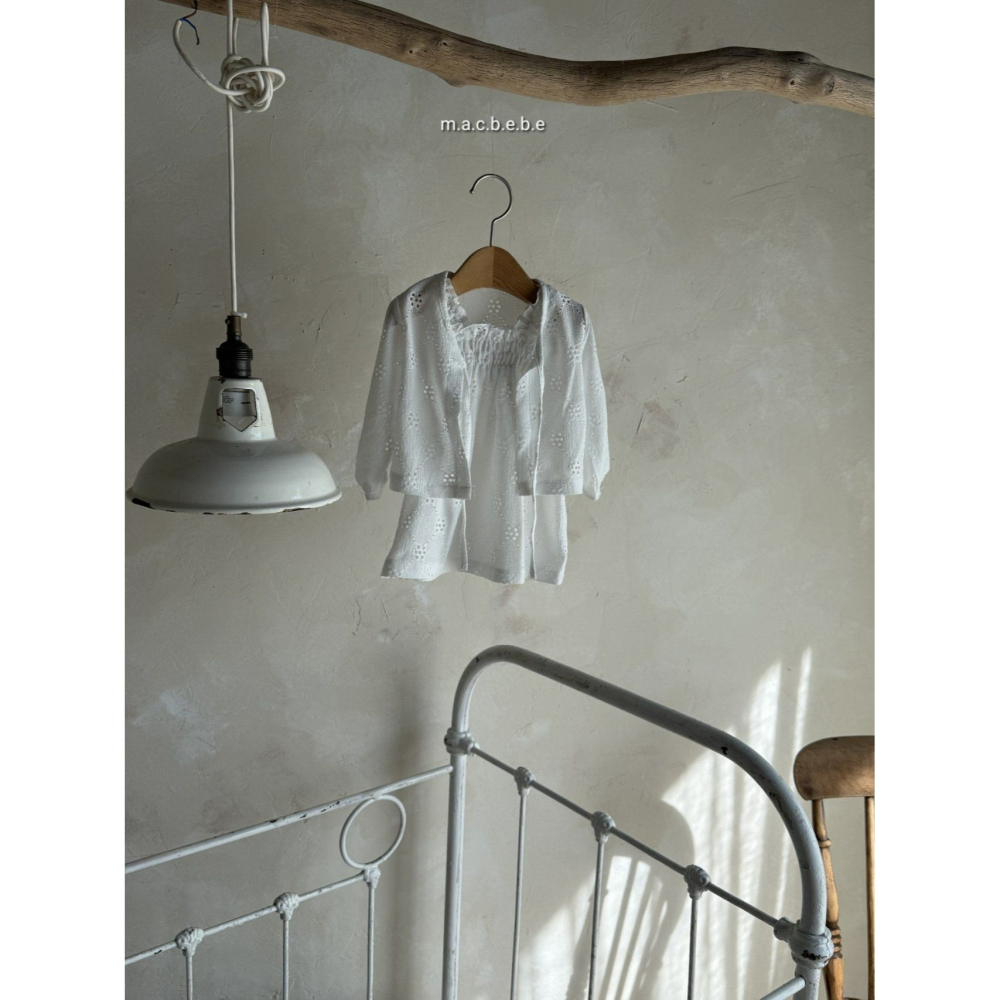 Macbebe 套裝 開襟衫+洋裝 맥베베 펀칭꽃원피스셋트-細節圖4