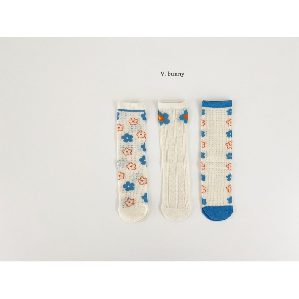 V.bunny 襪子 바닐라버니 파란꽃양말세트-細節圖5