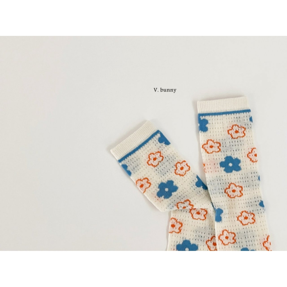 V.bunny 襪子 바닐라버니 파란꽃양말세트-細節圖9