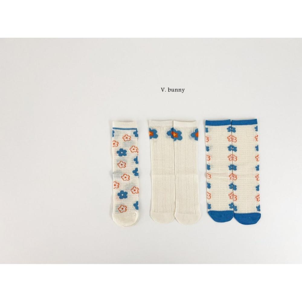 V.bunny 襪子 바닐라버니 파란꽃양말세트-細節圖10