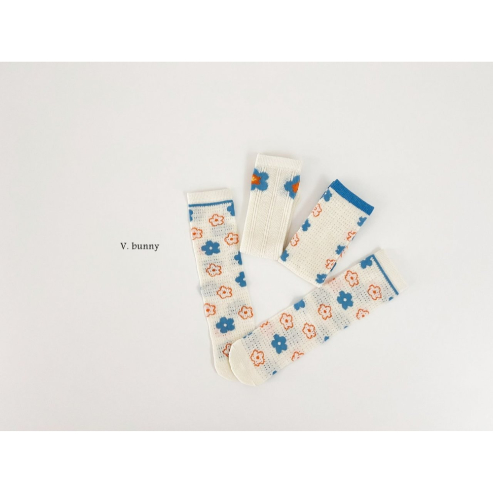 V.bunny 襪子 바닐라버니 파란꽃양말세트-細節圖11