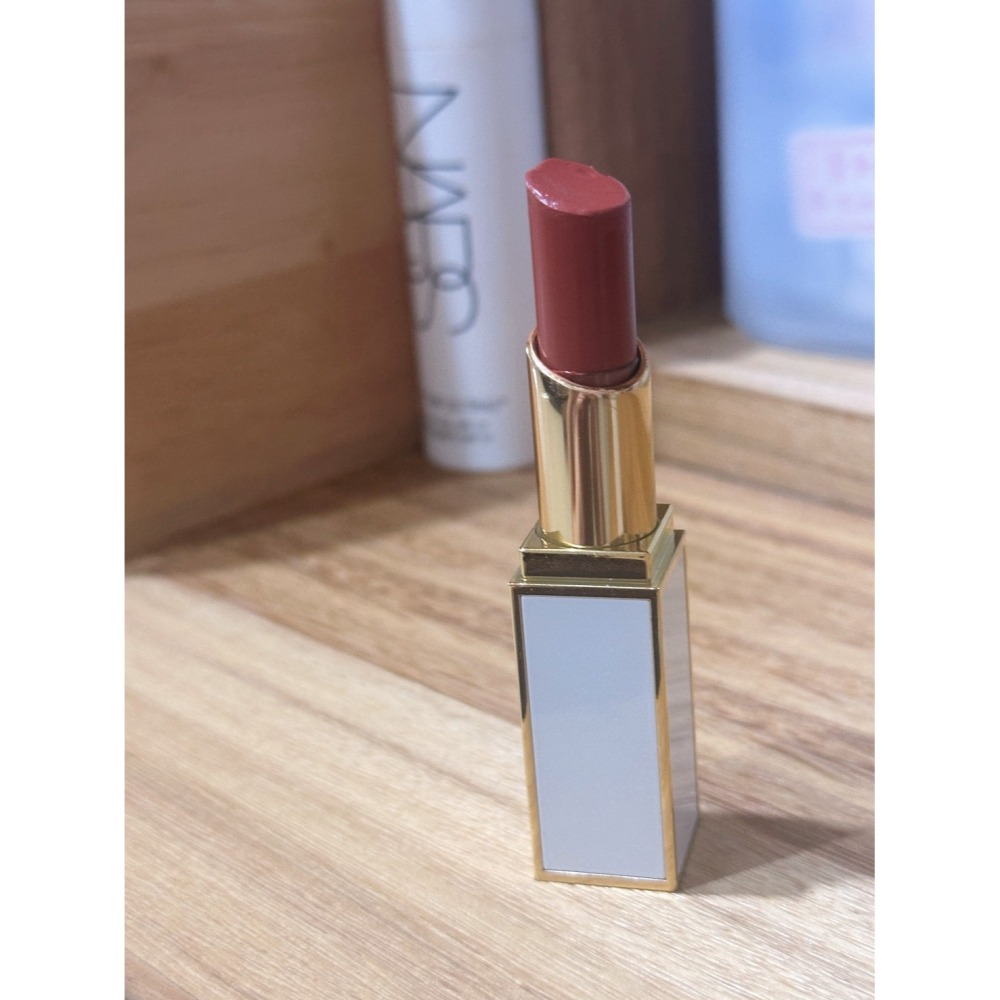 (二手)TOM FORD 細白管 紅毯超性感唇膏 #03 Nubile 人氣色~-細節圖3