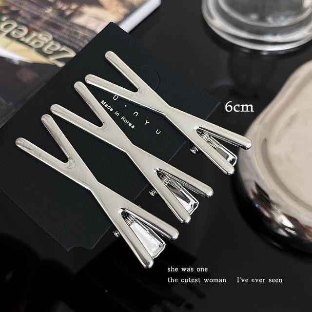 火星兔★可愛髮夾 氣質髮夾 銀色金屬 鏤空星星髮夾 側邊劉海夾 女前額碎髮 鴨嘴夾子 一字髮卡 頭飾-細節圖5