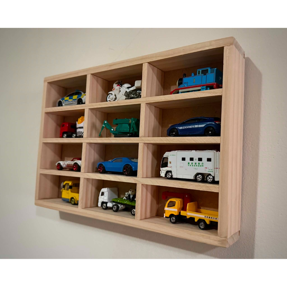 多美-TOMICA-12格木製展示架-細節圖2