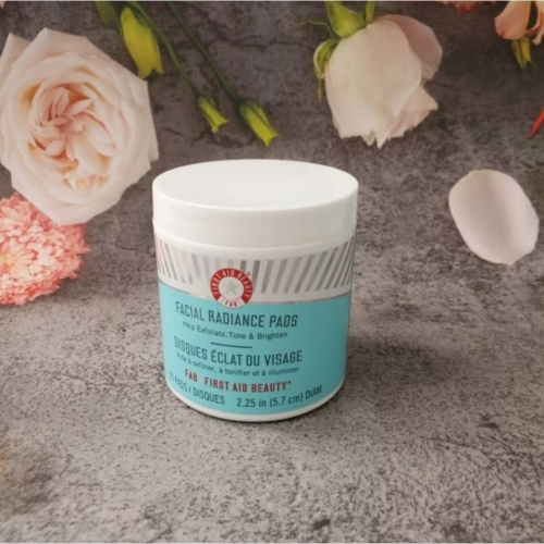 FIRST AID BEAUTY美國過敏肌專櫃熱銷品牌FAB SOS 柔膚提亮去角質潔膚片 優惠價 現貨 - 柳漾美妝旗艦館 - iOPEN Mall