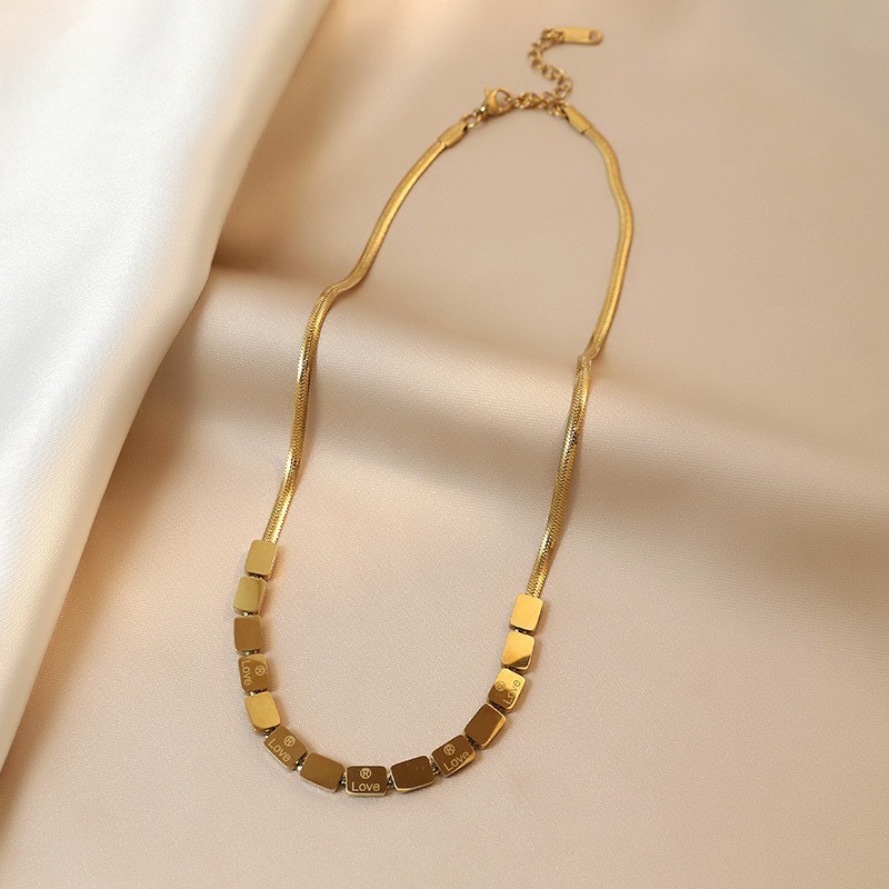 【好.樣.日.子】韓系簡約方塊蛇骨鍊 LOVE設計款頸鏈 垂墜感項鍊 女生鎖骨鍊 中性頸鍊 百搭鈦鋼鍊 項鍊推薦-細節圖2