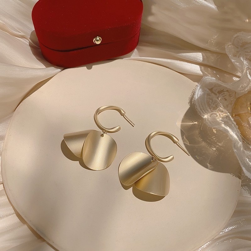 【好.樣.日.子】INS風金屬感極簡耳環 時尚高級感設計 女生百搭氣質款 耳飾 耳釘 不易過敏-細節圖2