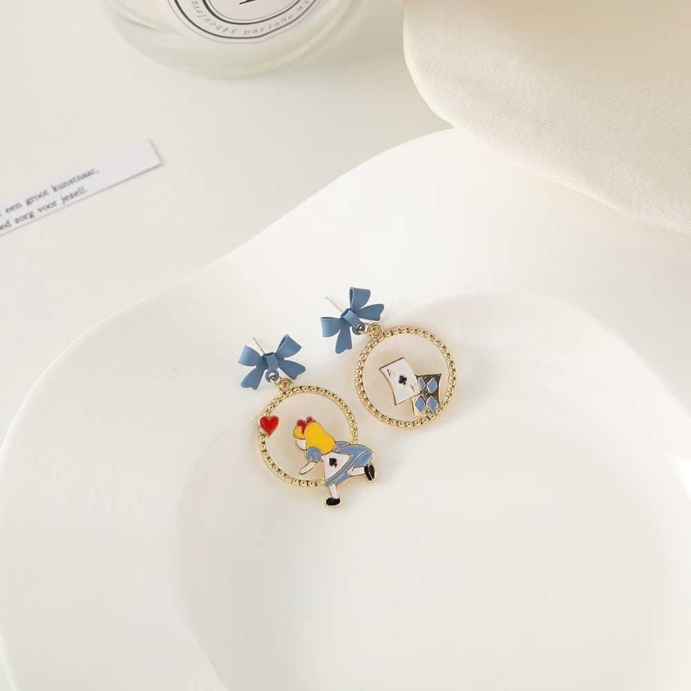 【好.樣.日.子】卡通可愛趣味夢遊仙境少女時尚耳環 純銀耳針 耳針 耳釘 耳環-細節圖2