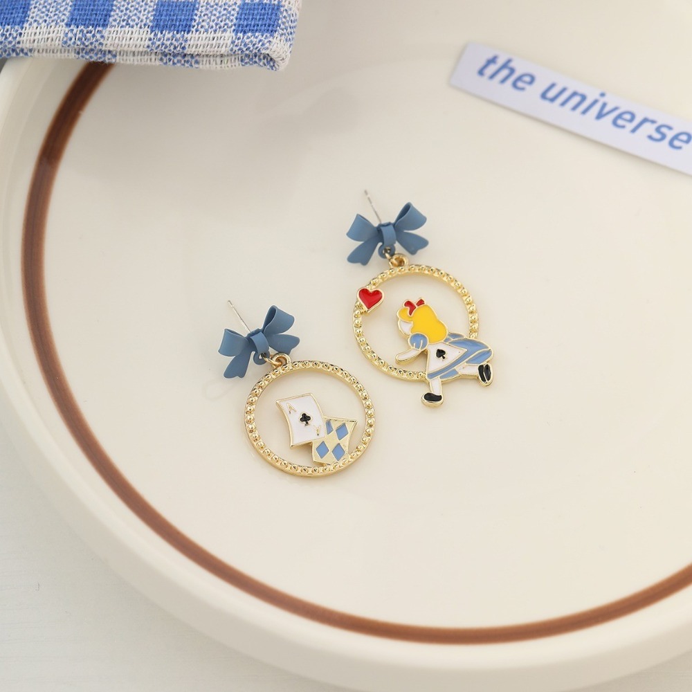 【好.樣.日.子】卡通可愛趣味夢遊仙境少女時尚耳環 純銀耳針 耳針 耳釘 耳環-細節圖3