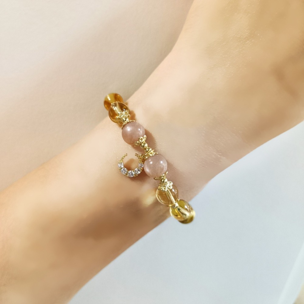 【好.樣.日.子】黃水晶灰月光石手鍊 天然水晶手鍊手環 招財開運髮晶設計款 女生人氣飾品 開運水晶串珠手鏈推薦-細節圖5