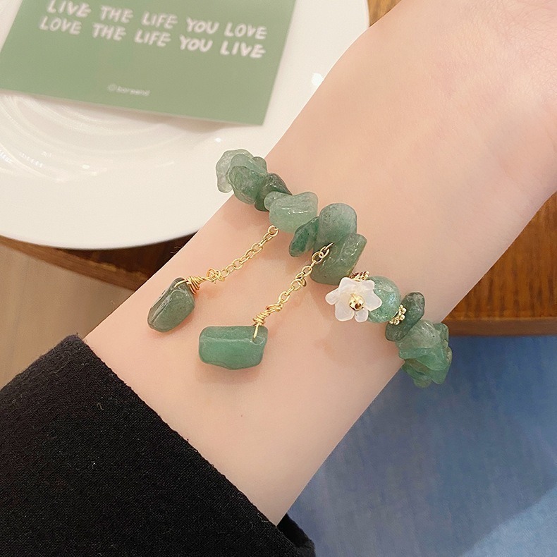 【好.樣.日.子】草莓晶碎石手鍊 天然水晶招桃花手環 愛情運開運飾品 女生甜美氣質水晶手鏈-細節圖7