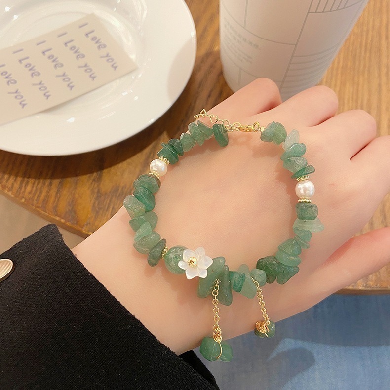 【好.樣.日.子】草莓晶碎石手鍊 天然水晶招桃花手環 愛情運開運飾品 女生甜美氣質水晶手鏈-細節圖3