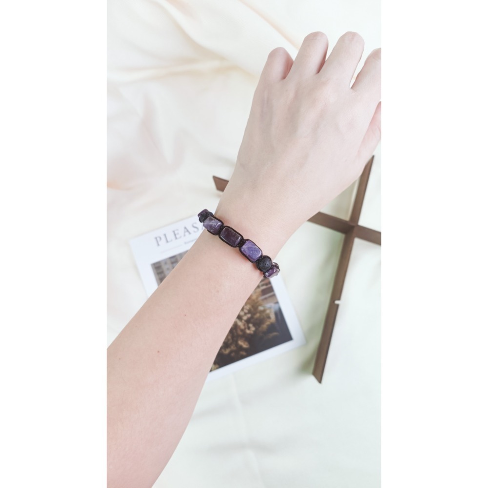 紫水晶 X 火山石 靜心智慧，平衡情緒