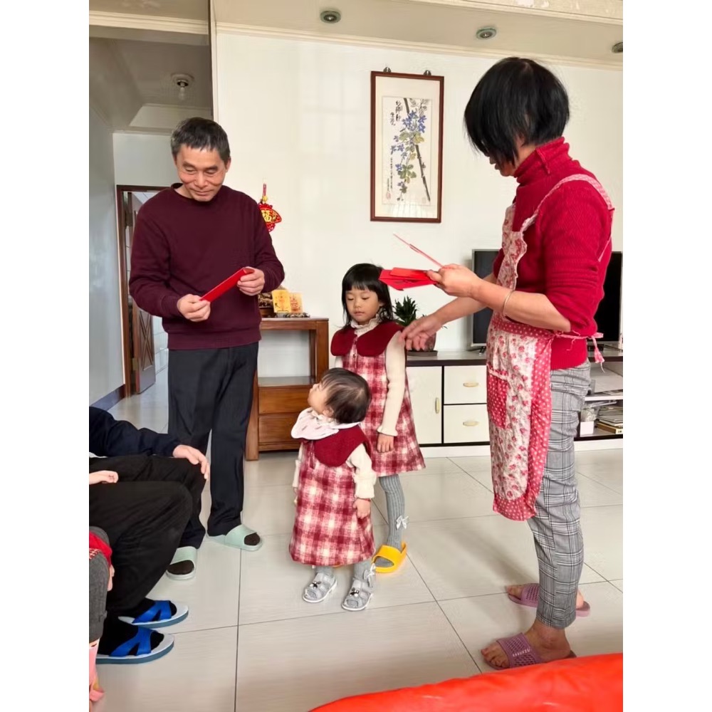 寶寶拜年衣服 80cm 無髒污無毛球-細節圖2