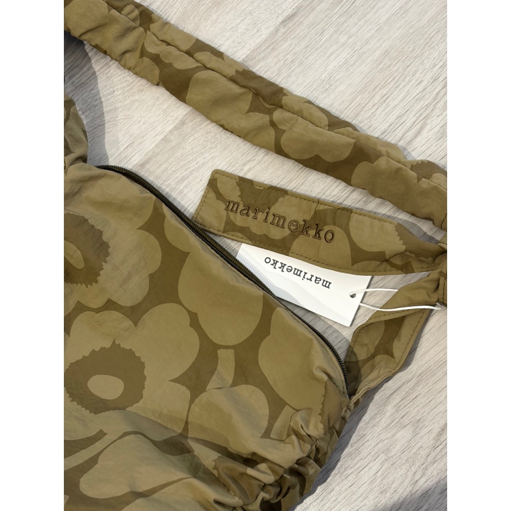 【marimekko】🇫🇮現貨 限量 Utu M Unikko 肩背包 雲朵包-細節圖8